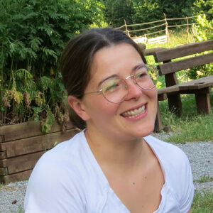 Giulia Rolando gestisce il Rifugio Pian dell'Arma a Caprauna sull'Alta Via dei Monti Liguri